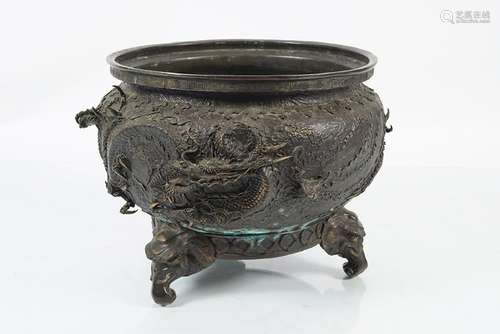 LARGE 19TH-CENTURY JAPANESE BRONZE JARDINIÈRE