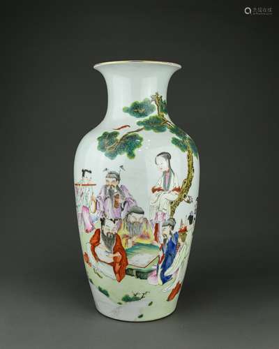 A Chinese Famille-Rose Porcelain Vase