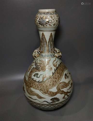 A Chinese Golden Glazed Dragon Pattern Porcelain Vase