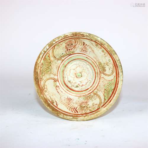 A Chinese Red and Green Glazed Porcelain Bowl