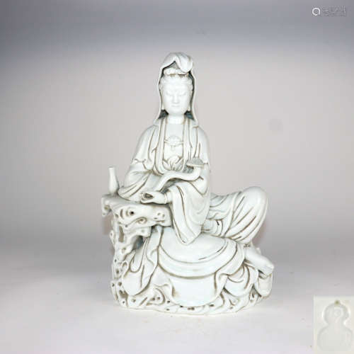 A Chinese De-Hua Porcelain Buddha