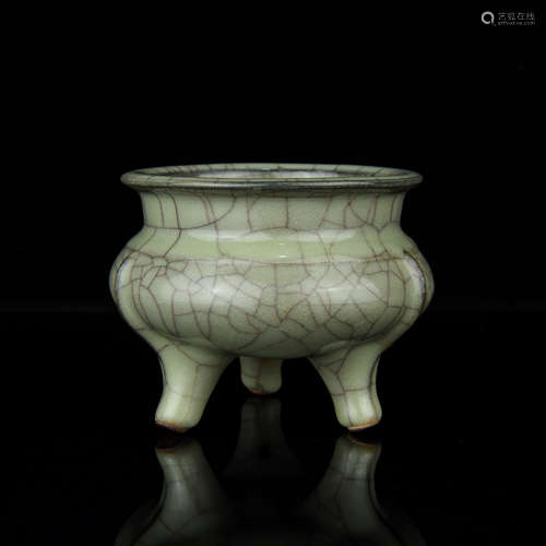 A Chinese Celadon Porcelain Incense Burner