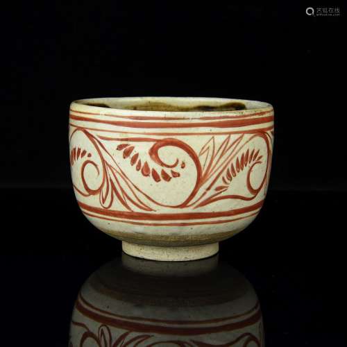 A Chinese Ci-Zhou Red and Green Glazed Porcelain Bowl