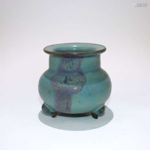 A Chinese Jun-Type Porcelain Incense Burner