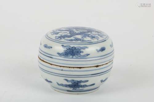 A Chinese Blue and White Porcelain Box with Cover