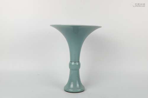 A Chinese Ru-Type Glazed Porcelain Vase