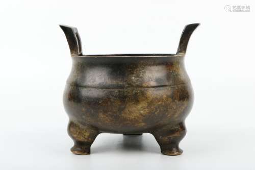 A Chinese Bronze Incense Burner