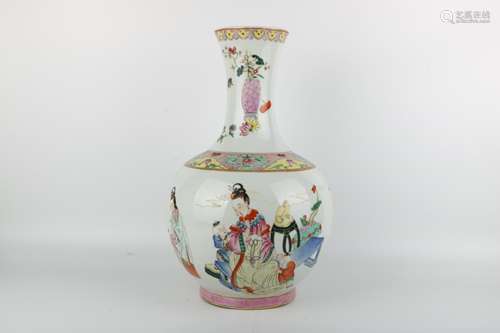 A Chinese Famille-Rose Porcelain Vase