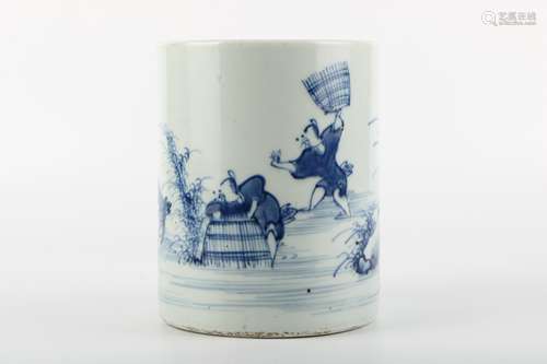 A Chinese Blue and White Porcelain Brush Pot