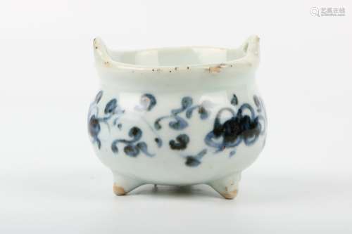 A Chinese Blue and White Porcelain Incense Burner