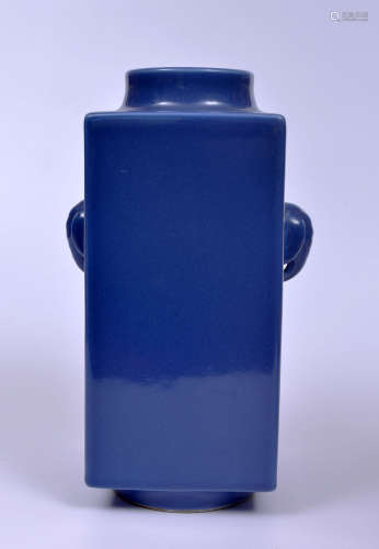 同治 霁蓝釉象耳琮式瓶