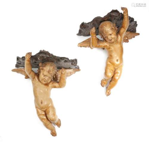 A pair of 19th century Italian carved pine angel w…