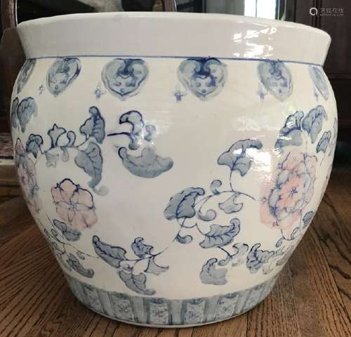 Chinese Hand Painted Porcelain Gold Fish Bowl