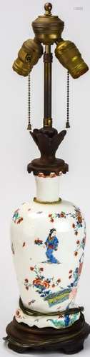 19th C Hand Painted Chinese Porcelain Mount Lamp