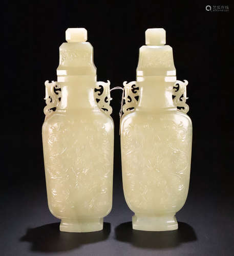 PAIR OF HETIAN JADE CARVED LOTUS PATTERN VASE