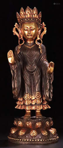 A GILT BRONZE CASTED GUANYIN BUDDHA