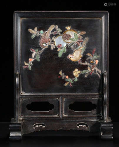 A ZITAN WOOD CARVED GEM DECORATED SCREEN