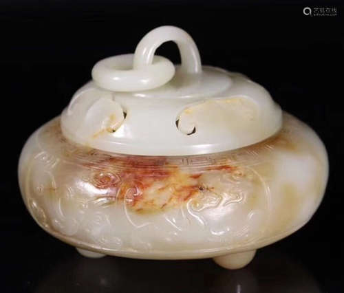 A HETIAN JADE CARVED DRAGON PATTERN CENSER