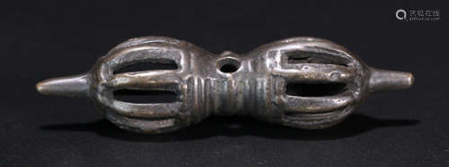 A BRONZE CASTED BUDDHIST VAJRA