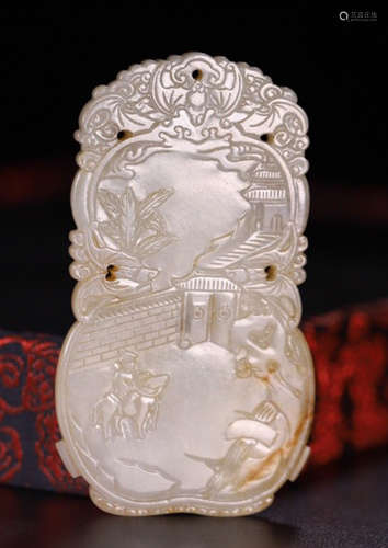 A HETIAN JADE CARVED BIRD&FLOWER PATTERN PENDANT