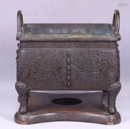 A BRONZE CASTED DING STYLE DOUBLE EAR CENSER