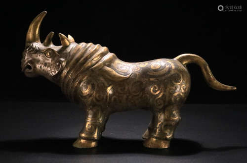 A GILT SILVER&BRONZE CASTED RHINOCEROS PENDANT