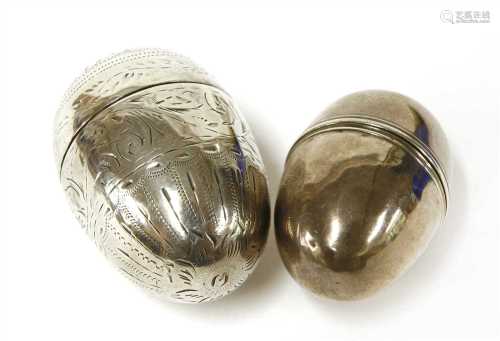 A silver nutmeg grater,