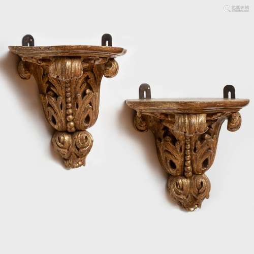 Pair of Continental Giltwood Corner Brackets