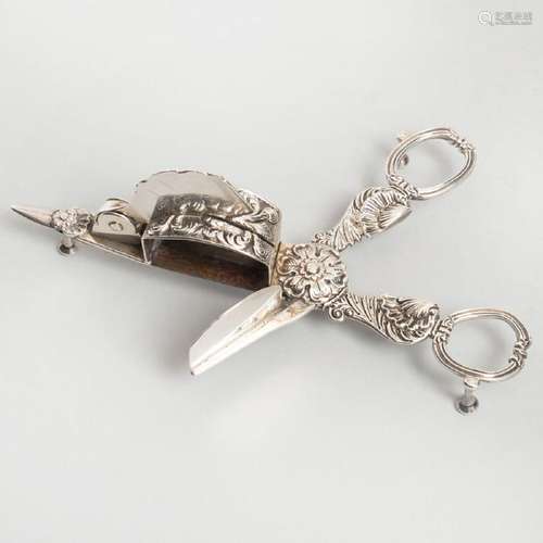 Pair of George III Silver Candle Snips