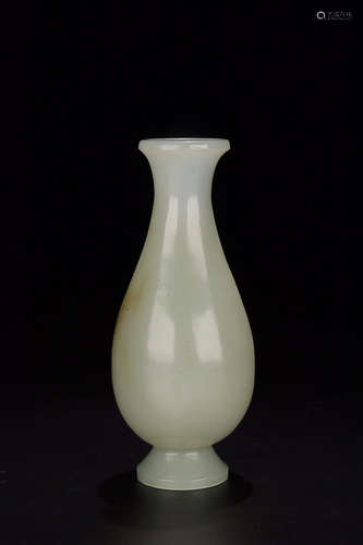 HETIAN JADE SU VASE