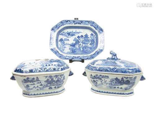 18th century A pair of large blue and white tureens with covers, and a matching meat plate