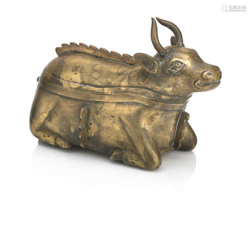 Qing Dynasty A bronze incense burner modelled as a water buffalo