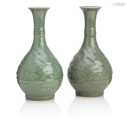 19th century A pair of celadon vases