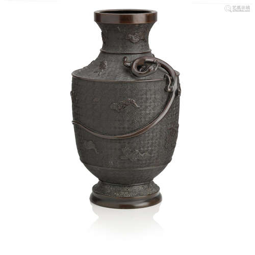 19th century A bronze archaistic-style baluster vase