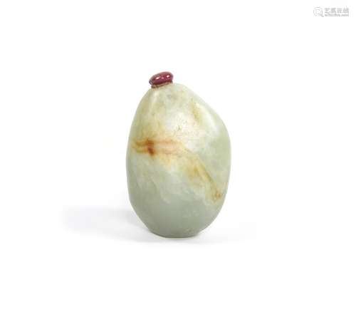 A jade 'pebble' snuff bottle