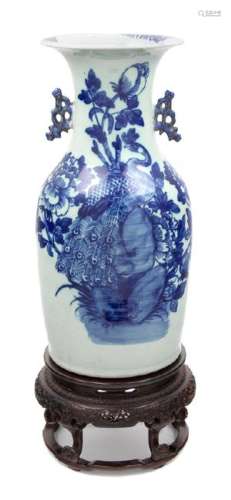 A Chinese Blue and White Porcelain Vase LATE 19TH/EARLY