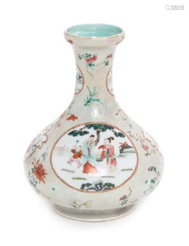 A Chinese Famille Rose Porcelain Vase, Biqiping 19TH