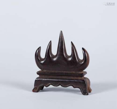 A CHINESE ZITAN BRUSH HOLDER, QING DYNASTY