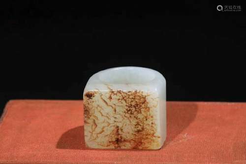 A CHINESE JADE ARCHER'S RING, QING DYNASTY