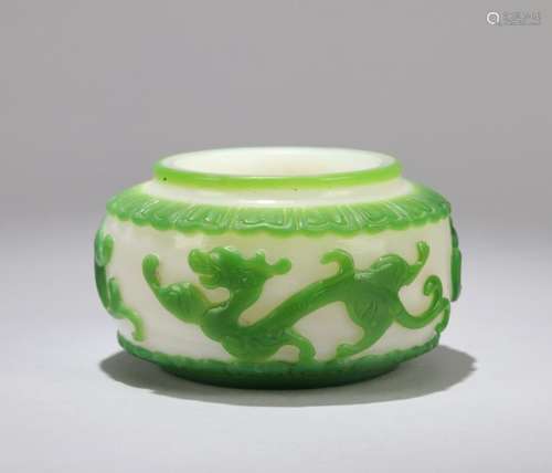 A CHINESE GREEN DECORATED PEKING GLASS WATER POT,