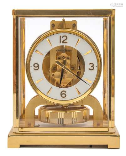 Jaeger-LeCoultre Atmos mantel clock: the movement stamped to the top LeCoultre,