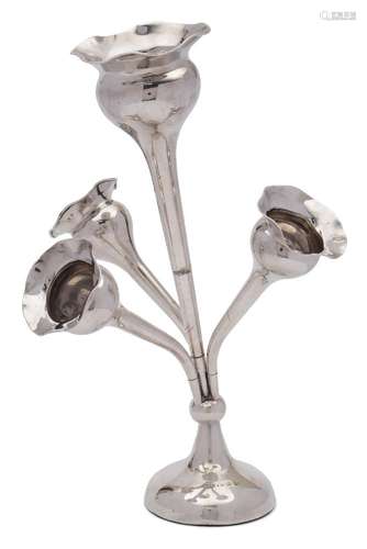 An Edward VII silver epergne, maker Joseph Gloster Ltd, Birmingham,