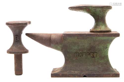 A 20th century cast iron miniature cobbler's anvil : by Harper , numbered 4006,