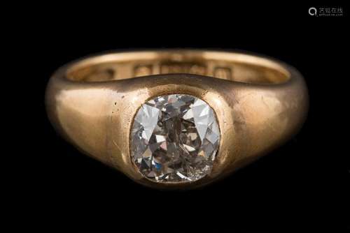 A gentleman's 18ct gold and diamond single-stone ring: the cushion-shaped old brilliant-cut diamond