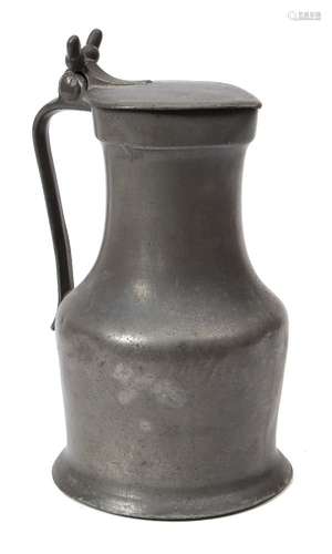 An 18th century pewter Tappit hen: unmarked, of tapering cylindrical form,