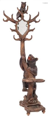 Black Forest A carved lindenwood bear hall stand:,