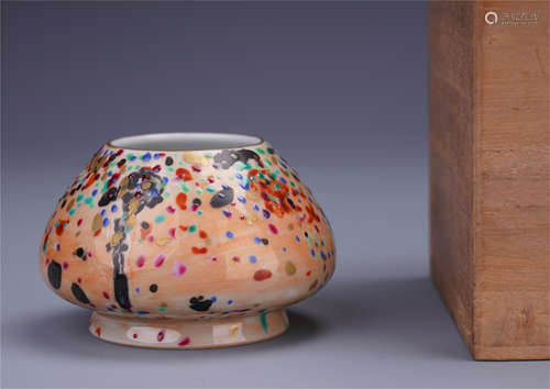 CHINESE PORCELAIN COLOR DOT WATER POT