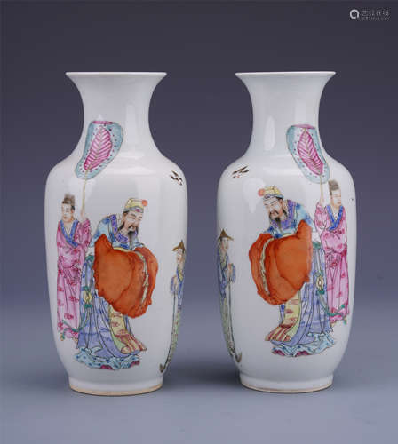 PAIR OF CHINESE PORCELAIN FAMILLE ROSE FIGURES VASES