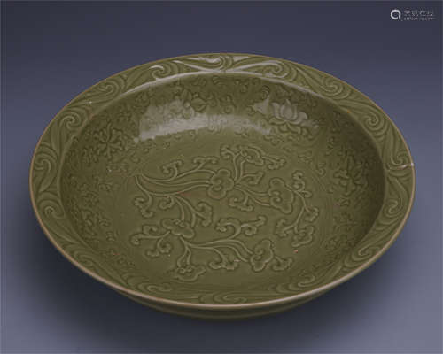 CHINESE PORCELAIN CELADON GLAZE FLOWER ENGRAVED BASIN