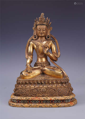 CHINESE GILT BRONZE SEATED GUANYIN